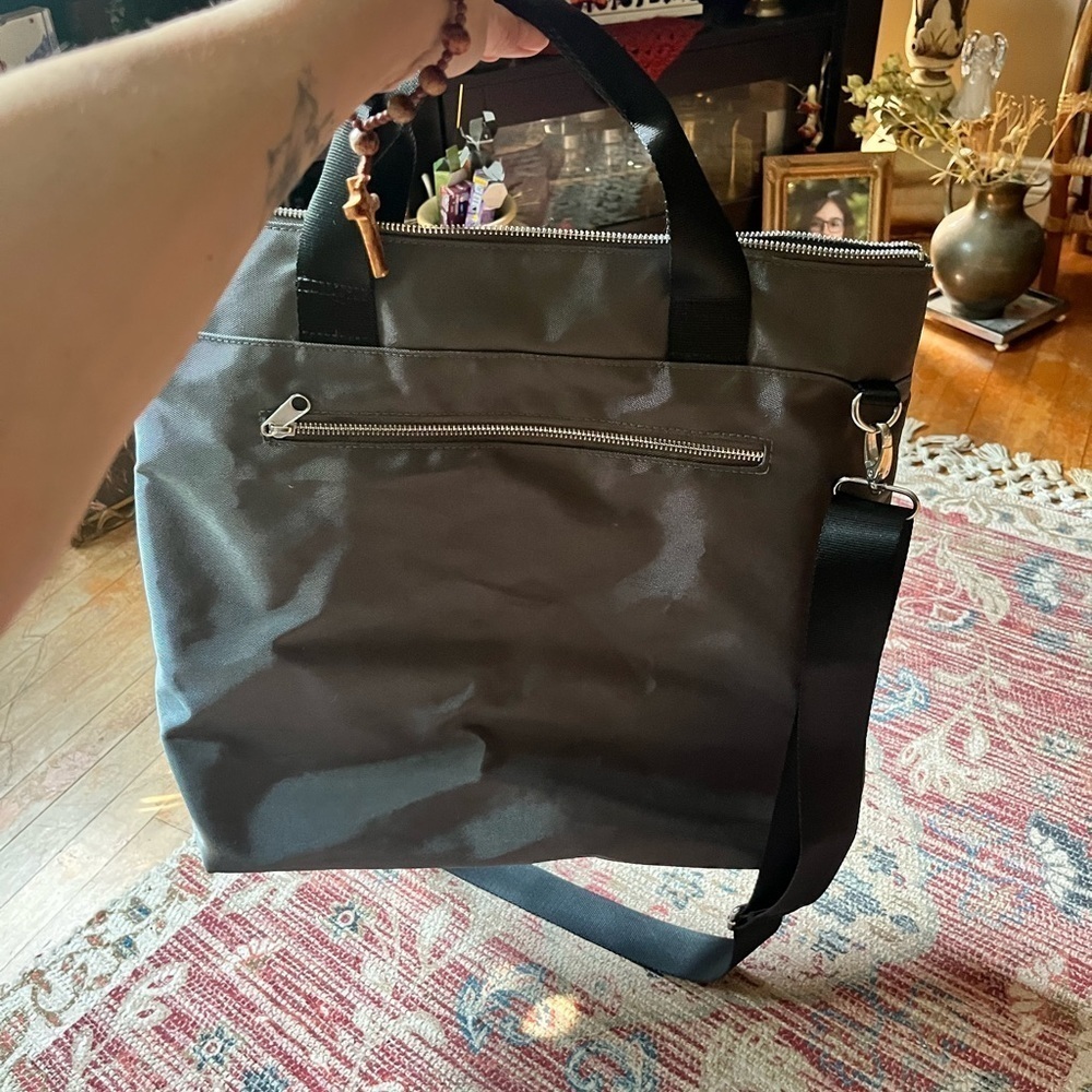 XLg Grey VTG  Jessica Bag -Work Travel-Commute-Mint -Pockets-Beach -Crossbody☀️﻿ - Picture 10 of 11